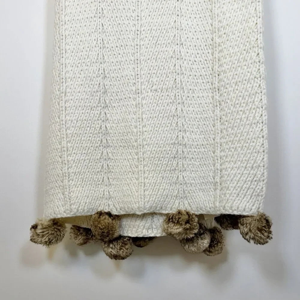 Pottery Barn White Chunky Knit Faux Fur Pom Pom Trim Throw Blanket 50”x60”